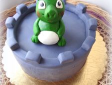 Торт "Дракоша" Торт "Дракоша" Зеленое